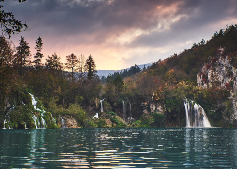 plitvice-lakes-waterfall