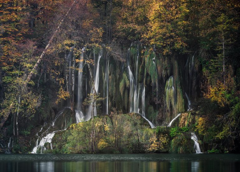 plitvice-lakes-waterfall