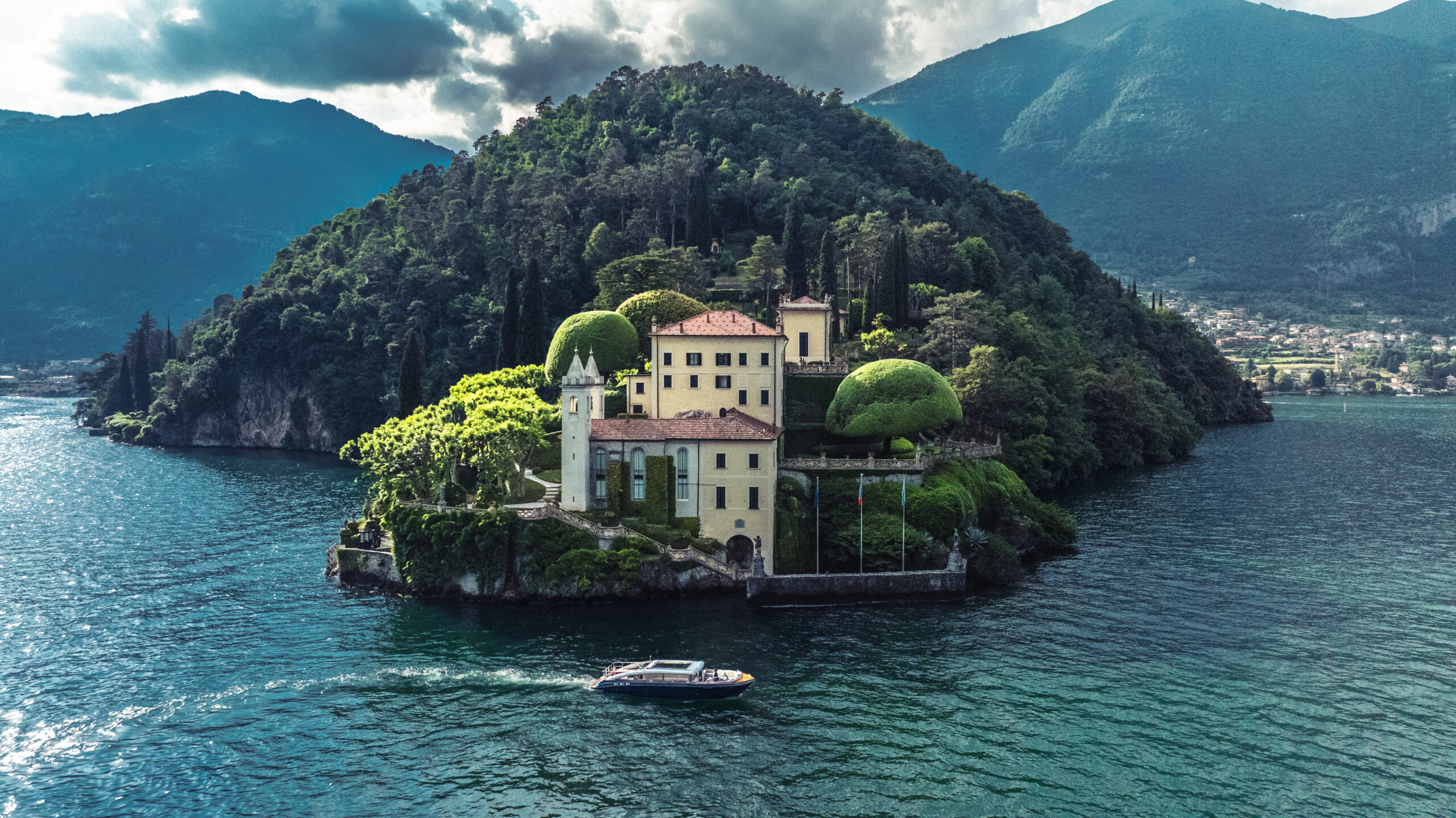 Riprese video aeree professionale drone villa del balbinalello lago di Como